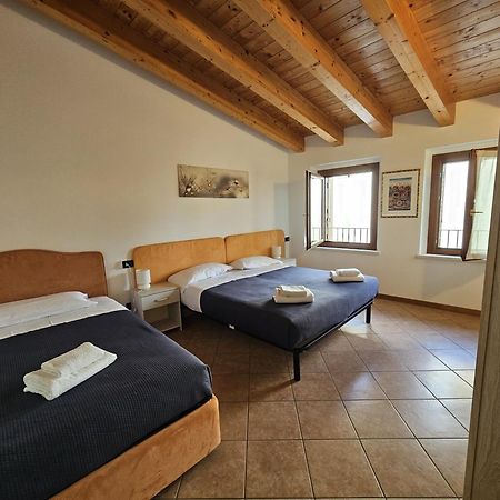 Apartments Eden - Regarda Travel Lazise Ngoại thất bức ảnh