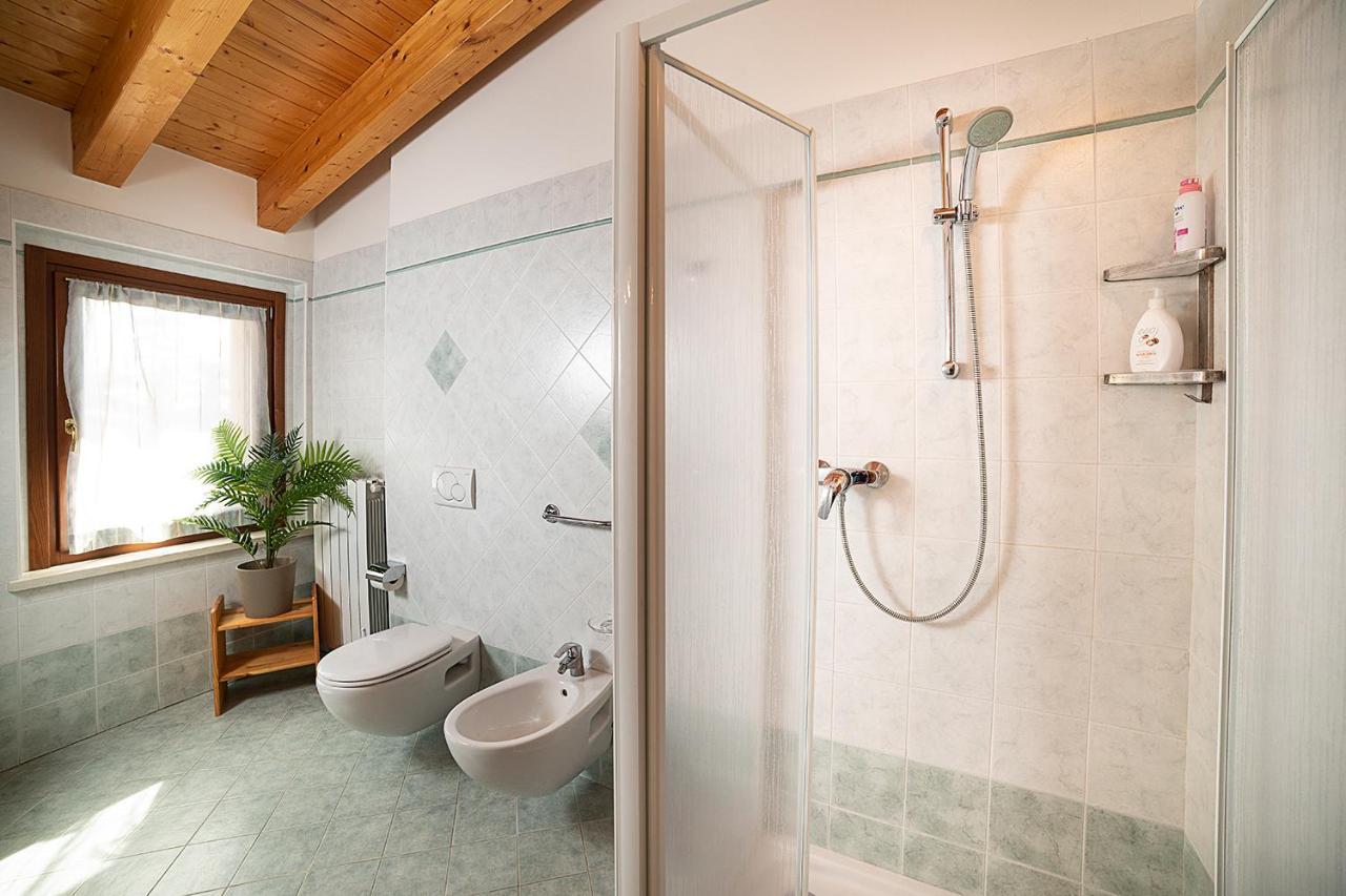 Apartments Eden - Regarda Travel Lazise Ngoại thất bức ảnh