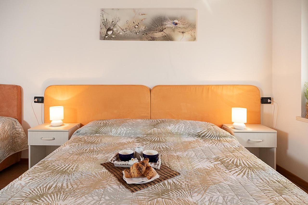 Apartments Eden - Regarda Travel Lazise Ngoại thất bức ảnh