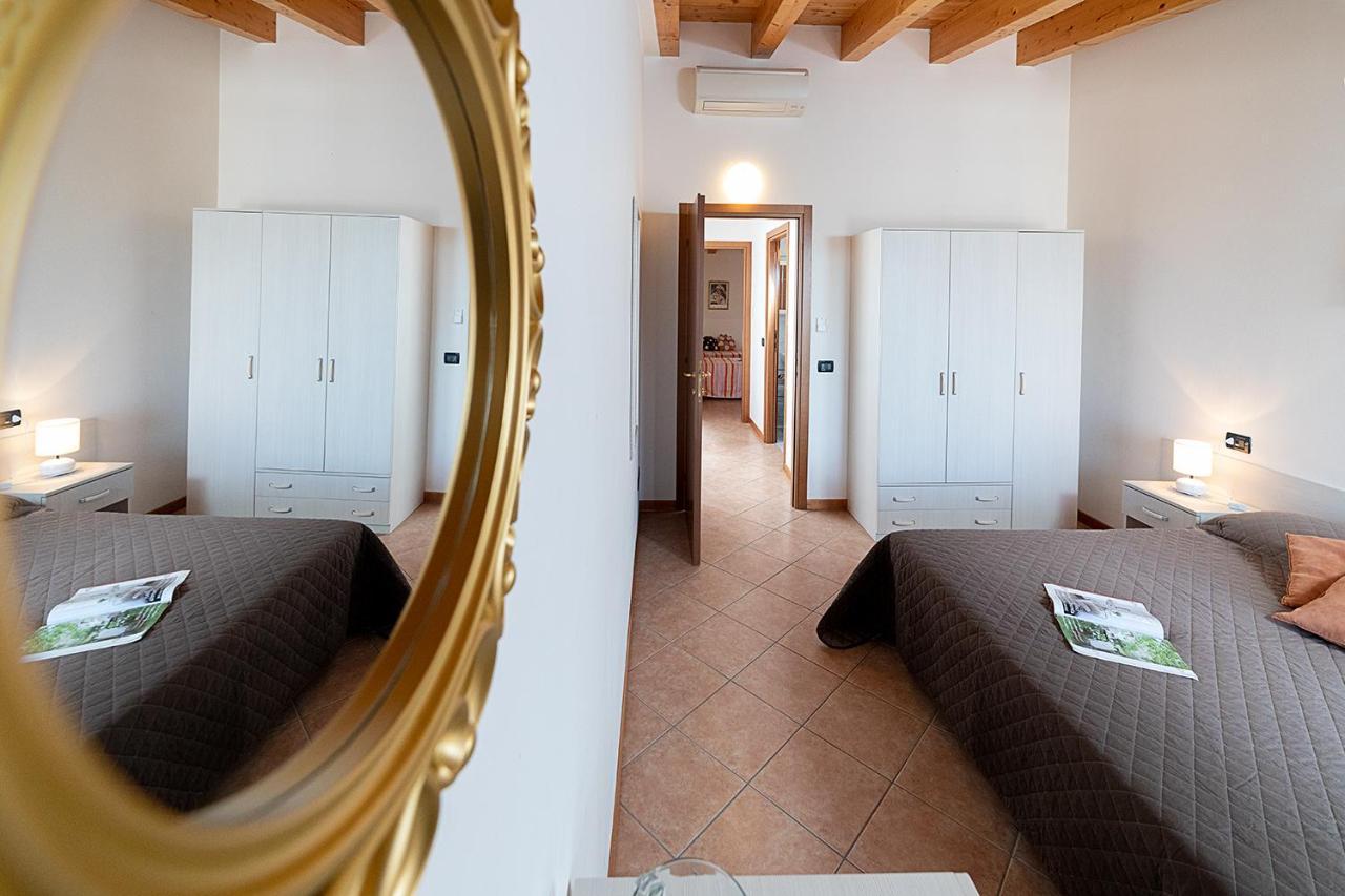 Apartments Eden - Regarda Travel Lazise Ngoại thất bức ảnh