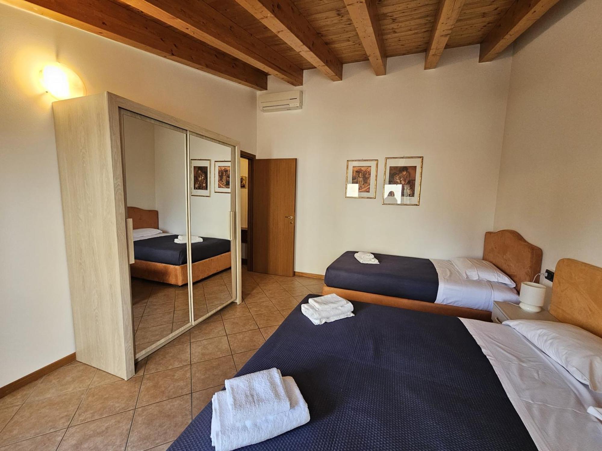 Apartments Eden - Regarda Travel Lazise Ngoại thất bức ảnh